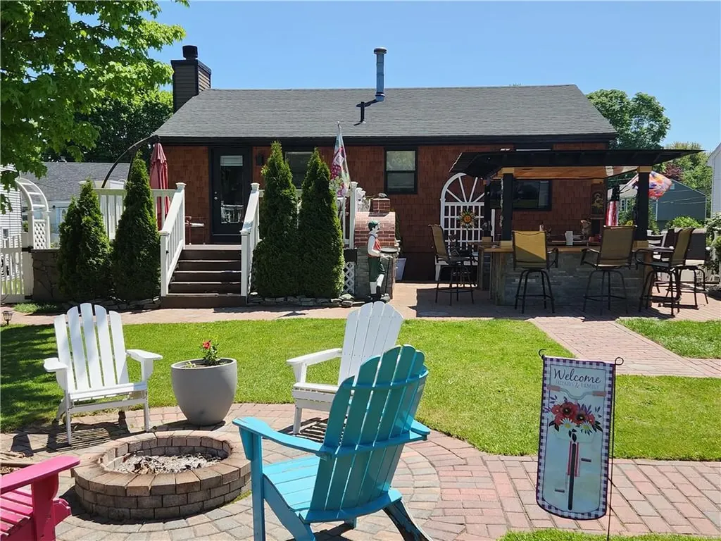 75 Chiswick Road Warwick RI 02889