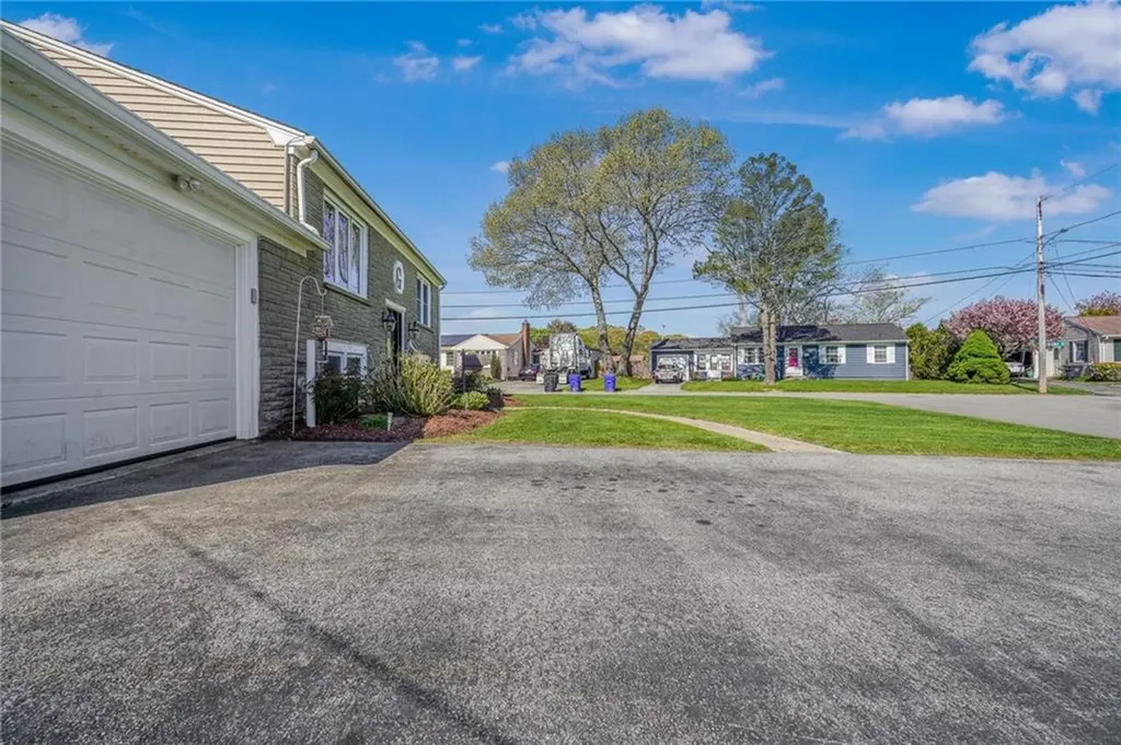 1 Pinehurst Road East Providence RI 02915