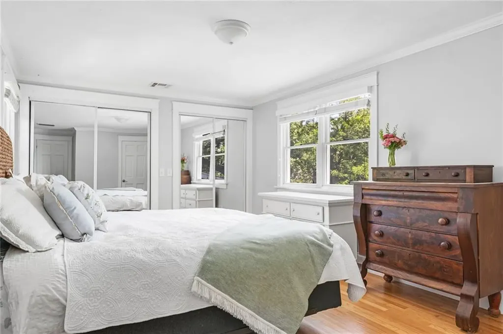 47 Meadowbrook Drive Barrington RI 02806