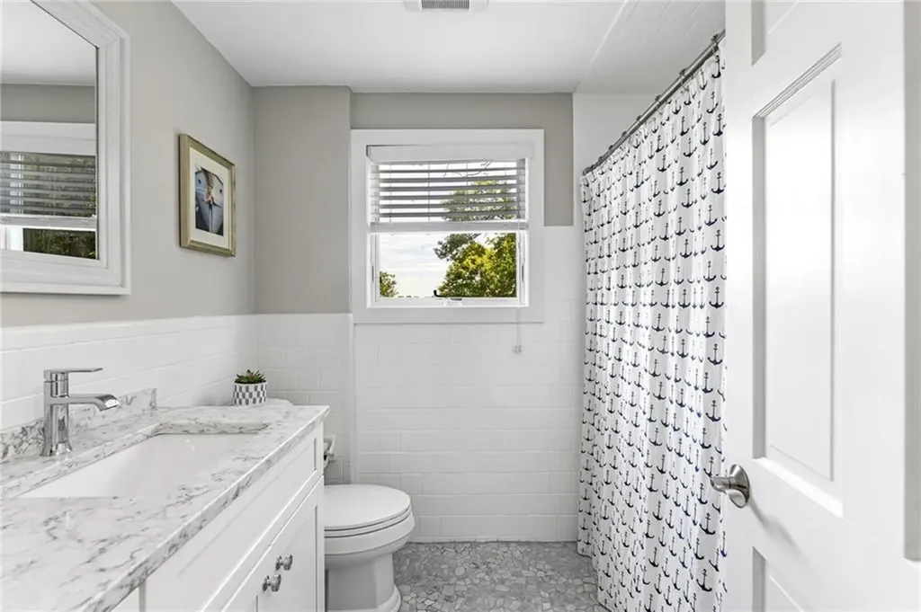 47 Meadowbrook Drive Barrington RI 02806