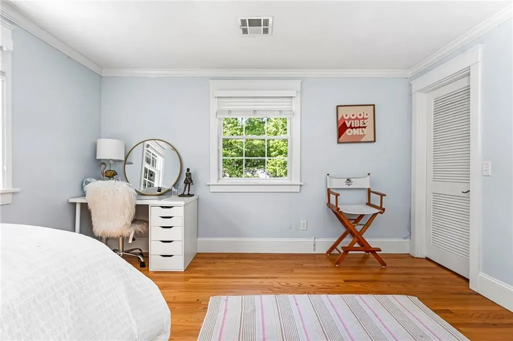 47 Meadowbrook Drive Barrington RI 02806