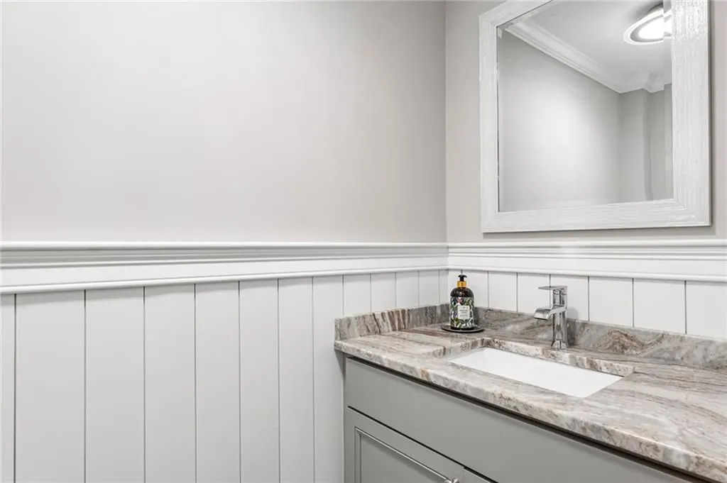 47 Meadowbrook Drive Barrington RI 02806