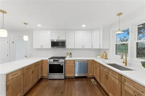 2294 Kingstown Road South Kingstown RI 02881