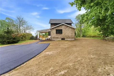 2294 Kingstown Road South Kingstown RI 02881