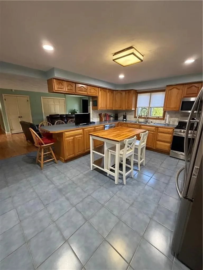 45 Pinewood Drive North Providence RI 02904