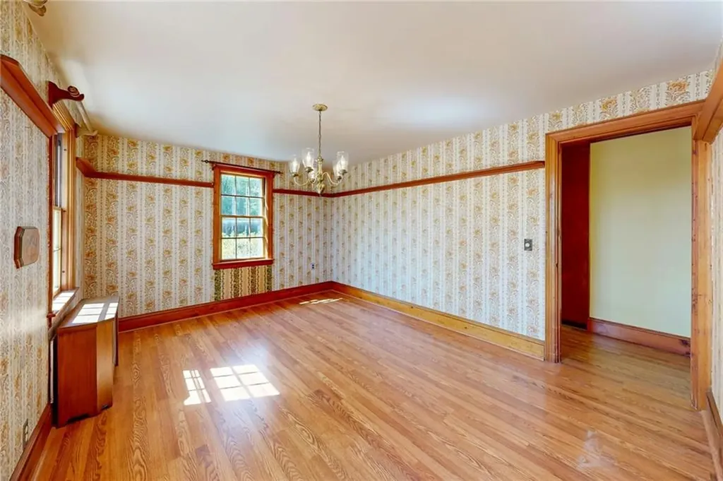 43 Cowesett Road Warwick RI 02886
