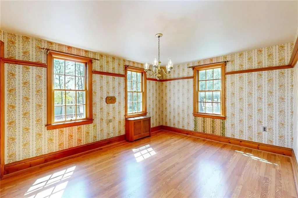 43 Cowesett Road Warwick RI 02886