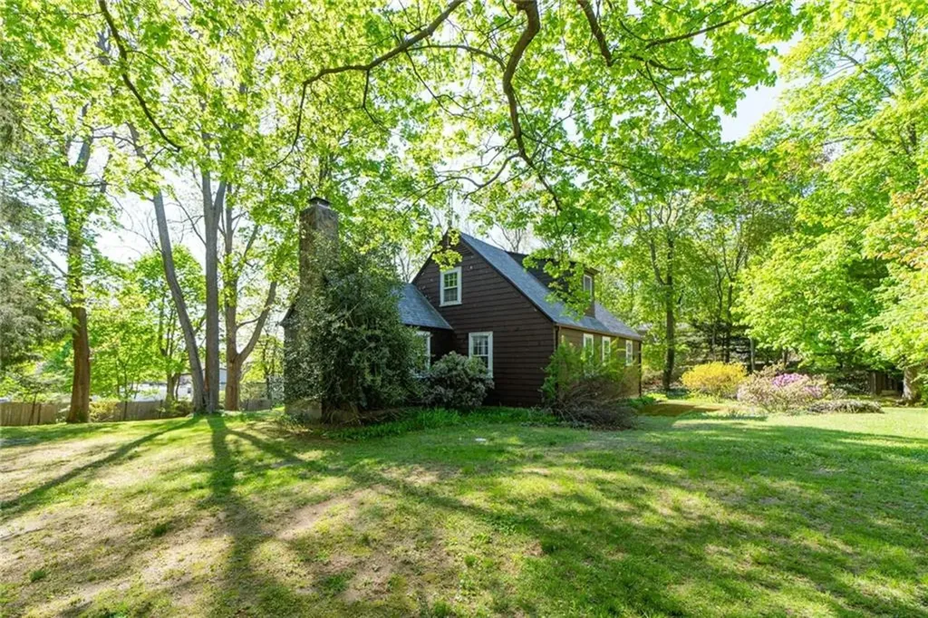 43 Cowesett Road Warwick RI 02886