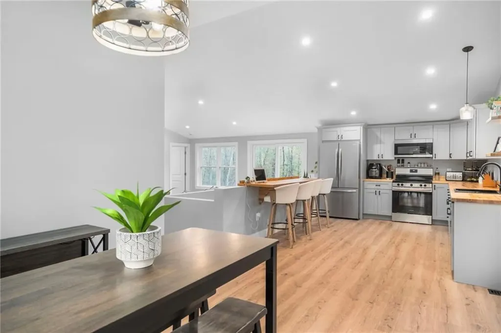43 Weeks Hill Road Coventry RI 02827