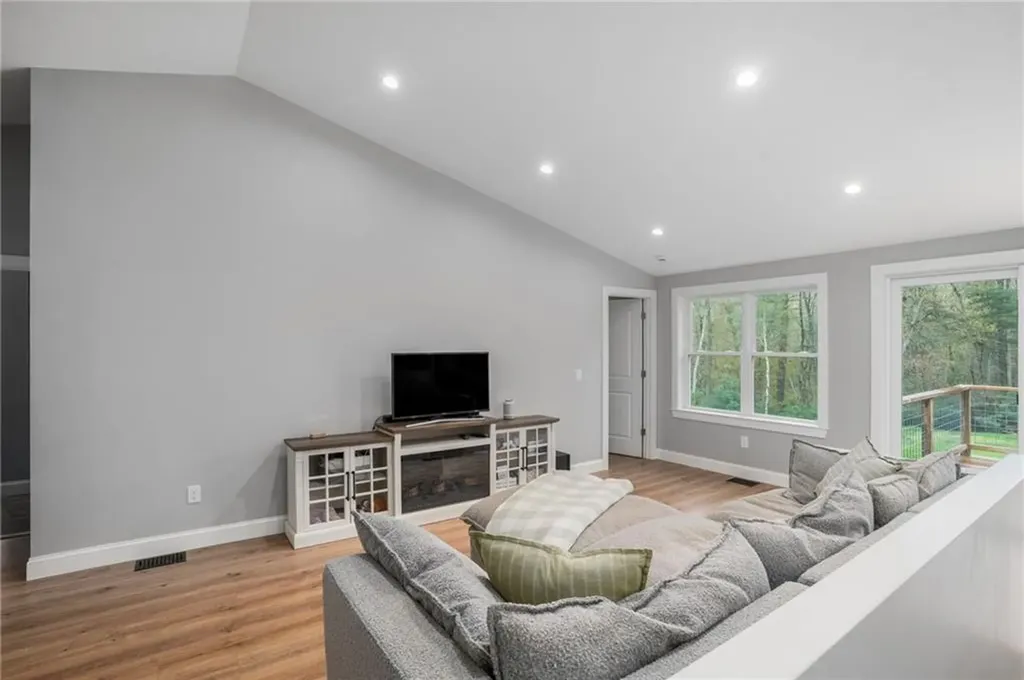 43 Weeks Hill Road Coventry RI 02827