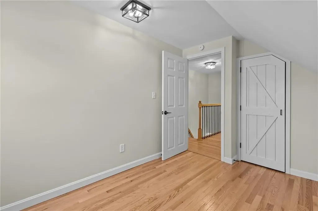 176 Horse Neck Road Warwick RI 02889