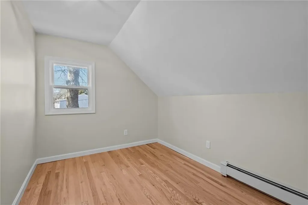 176 Horse Neck Road Warwick RI 02889