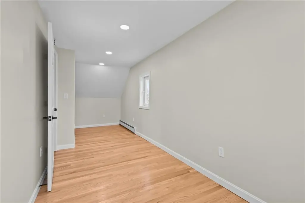 176 Horse Neck Road Warwick RI 02889