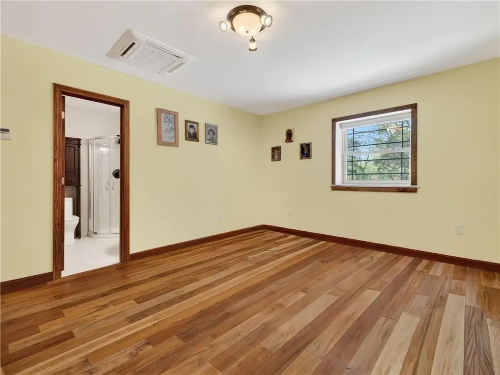 325 Post Road Westerly RI 02891
