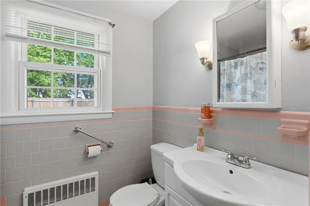 43 New Britain Drive Warwick RI 02889