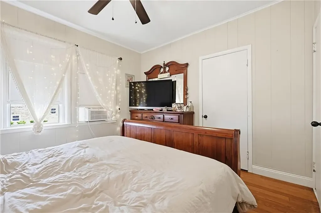 49 61 Emanuel Street North Providence RI 02911