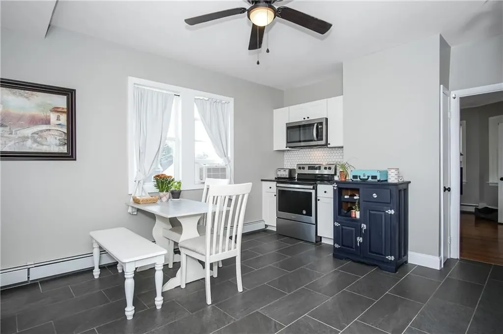 49 61 Emanuel Street North Providence RI 02911