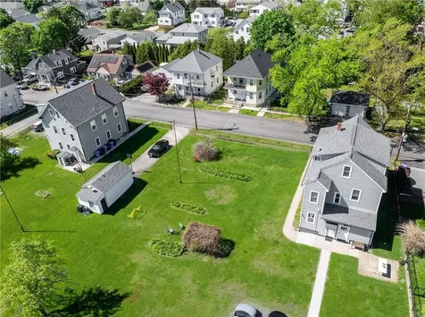 49 61 Emanuel Street North Providence RI 02911