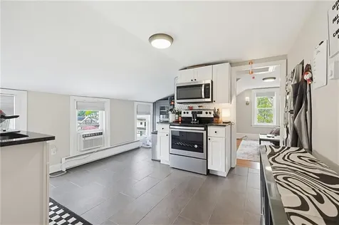 49 61 Emanuel Street North Providence RI 02911