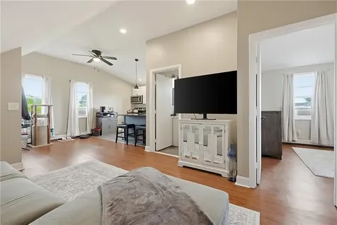 49 61 Emanuel Street North Providence RI 02911