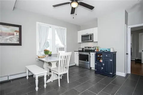 49 61 Emanuel Street North Providence RI 02911