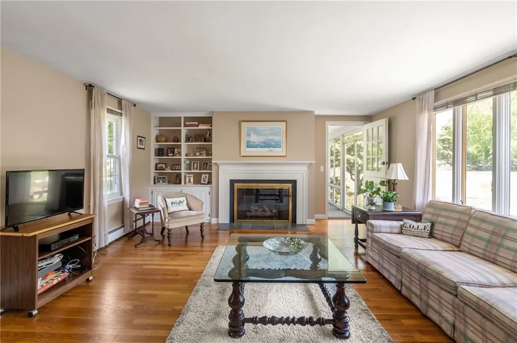 41 Kirby Avenue Warwick RI 02889