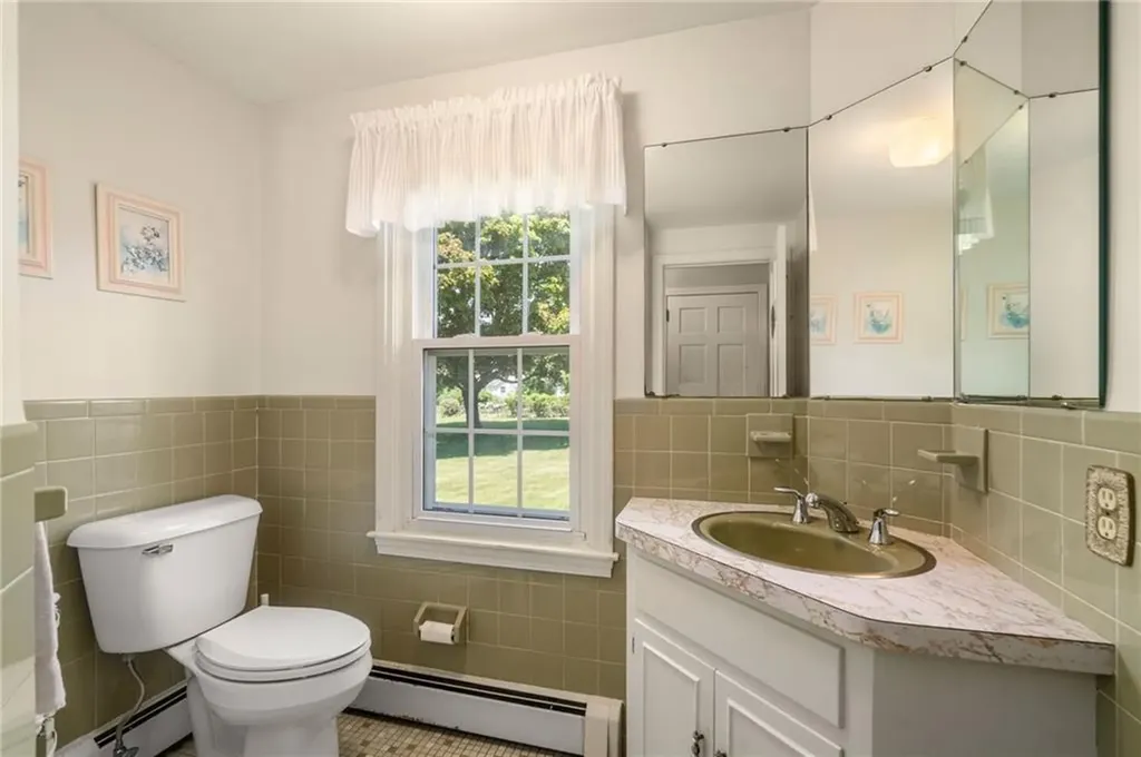 41 Kirby Avenue Warwick RI 02889