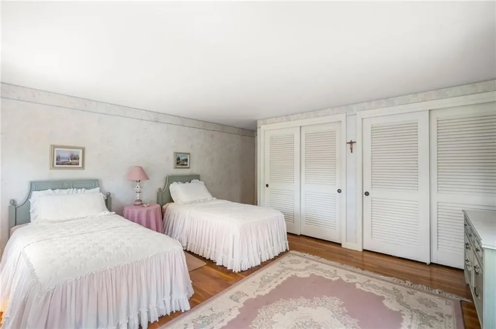 41 Kirby Avenue Warwick RI 02889