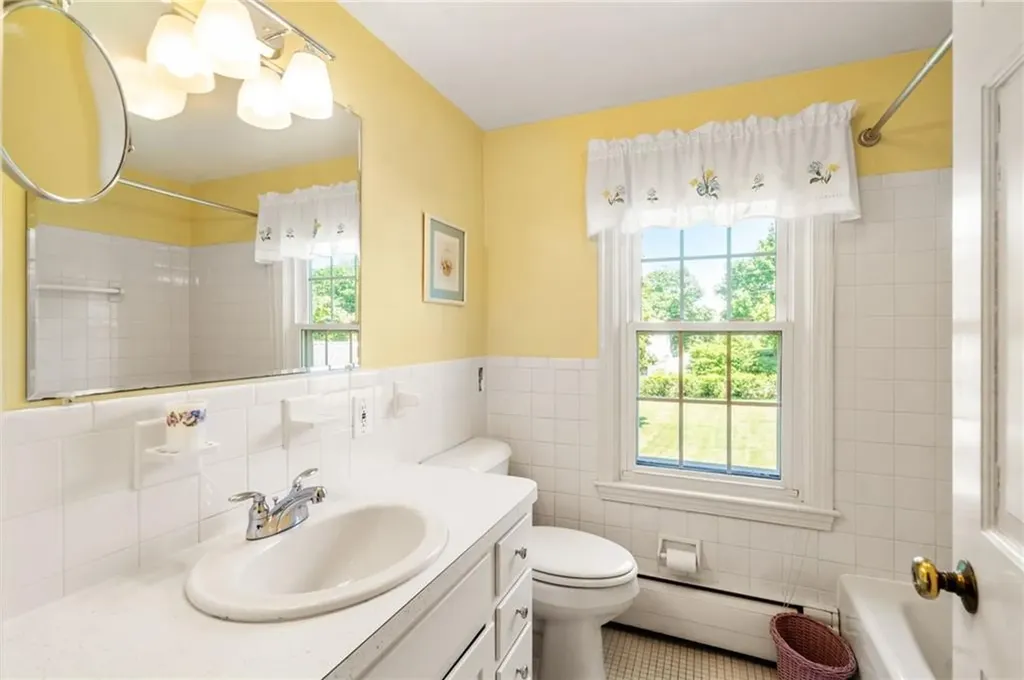 41 Kirby Avenue Warwick RI 02889