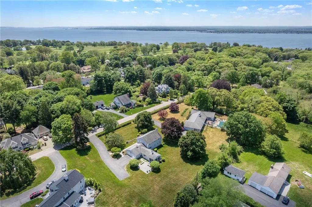 41 Kirby Avenue Warwick RI 02889