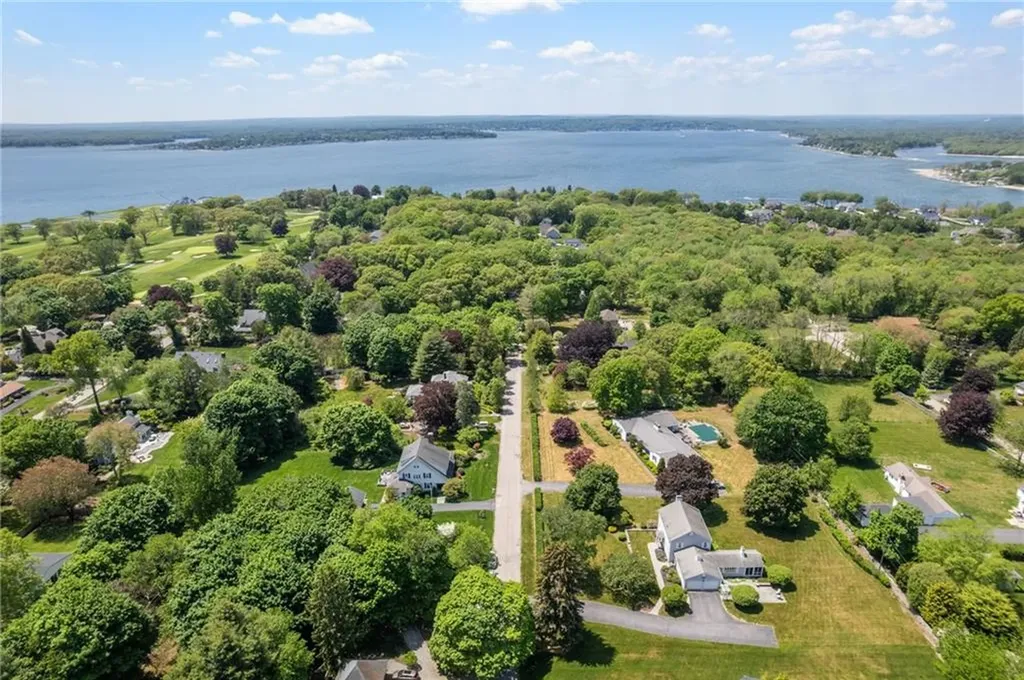 41 Kirby Avenue Warwick RI 02889