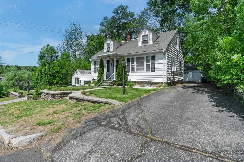 129 Lefrancois Boulevard Woonsocket RI 02895