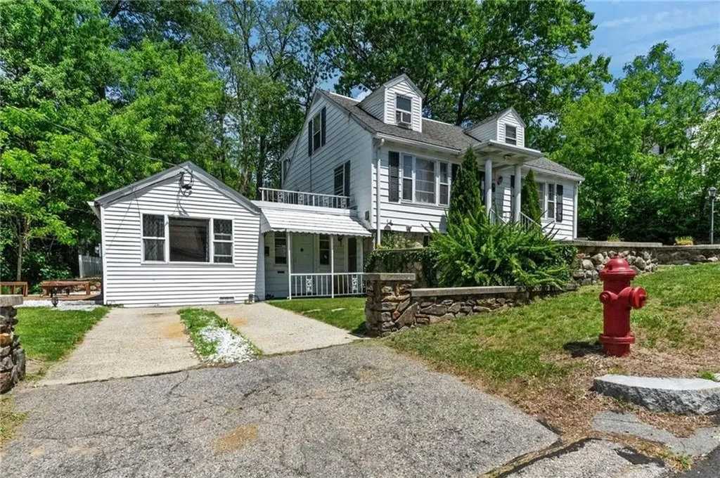 129 Lefrancois Boulevard Woonsocket RI 02895
