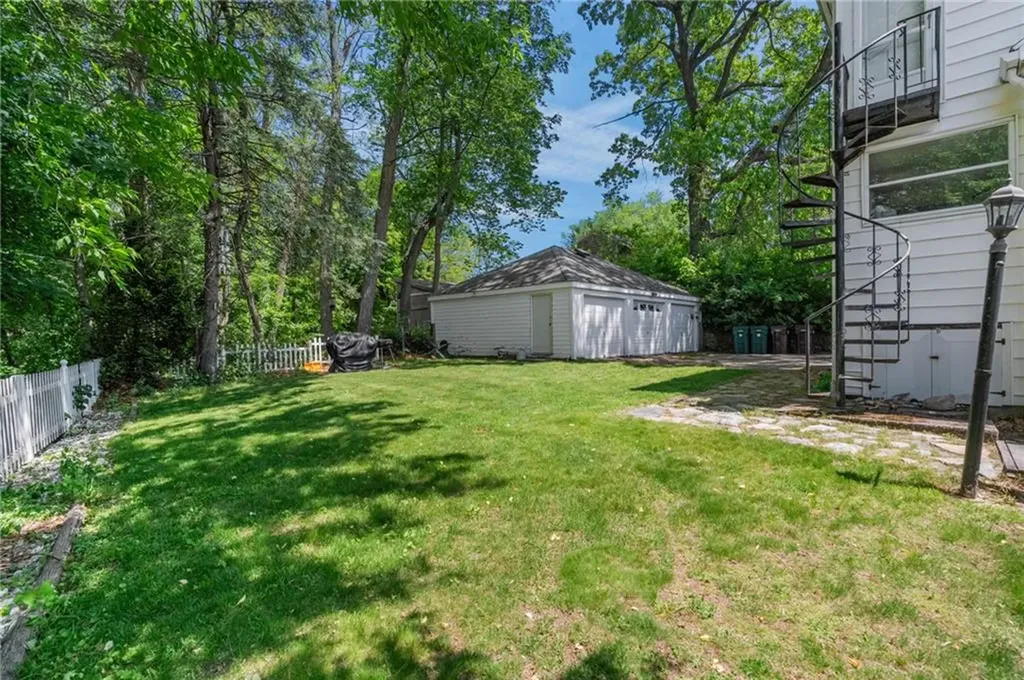 129 Lefrancois Boulevard Woonsocket RI 02895
