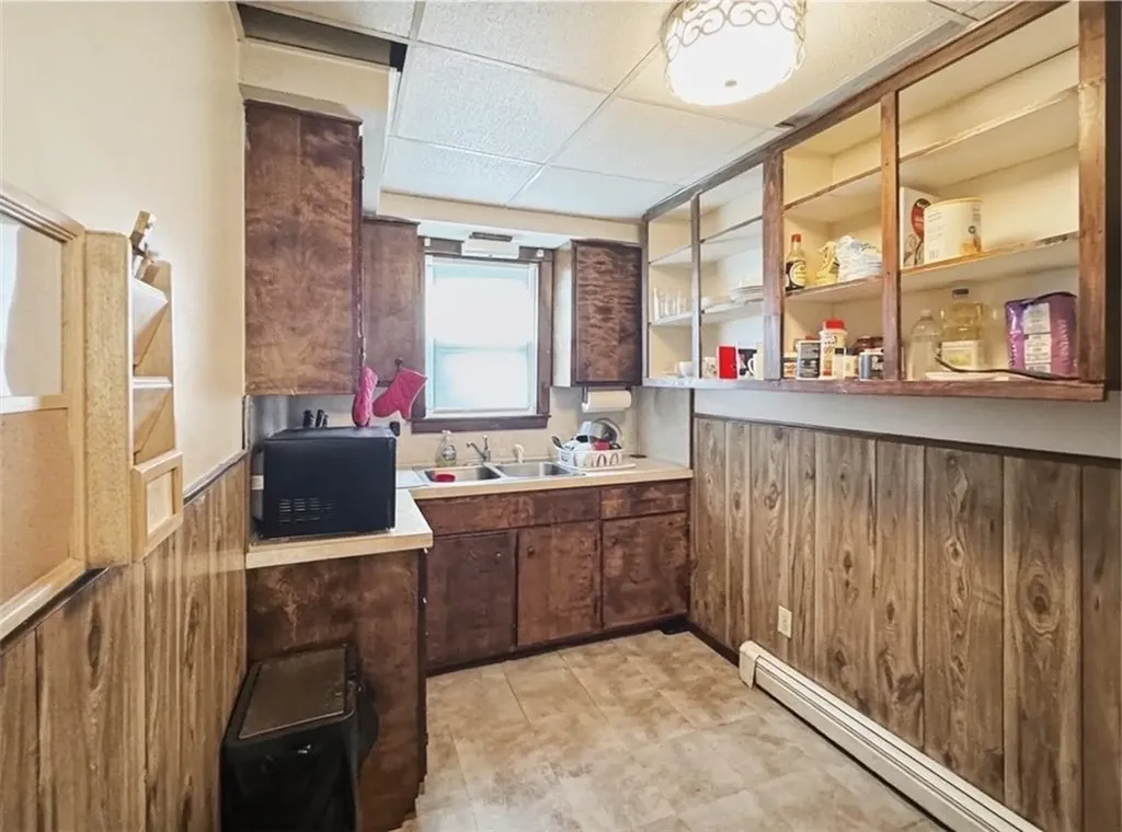 628 Robinson Street Woonsocket RI 02895