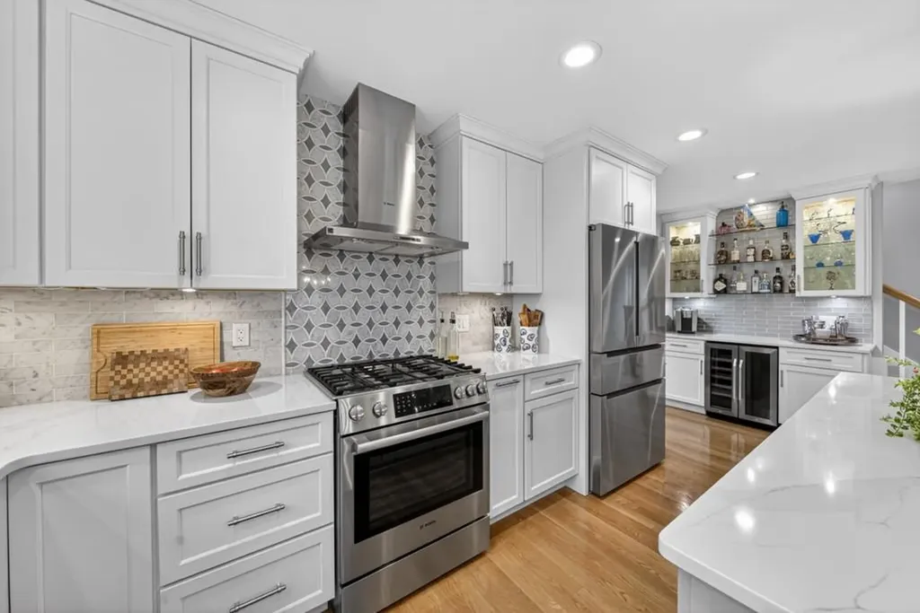 42 Windsor Street Jamestown RI 02835