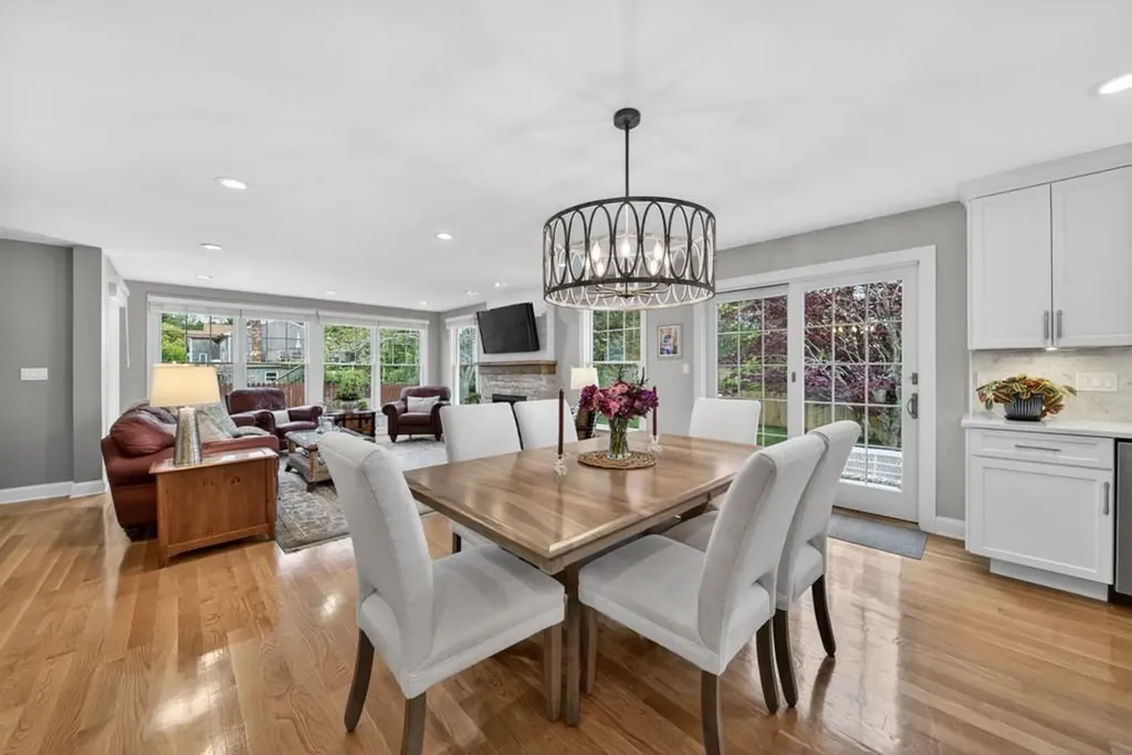 42 Windsor Street Jamestown RI 02835