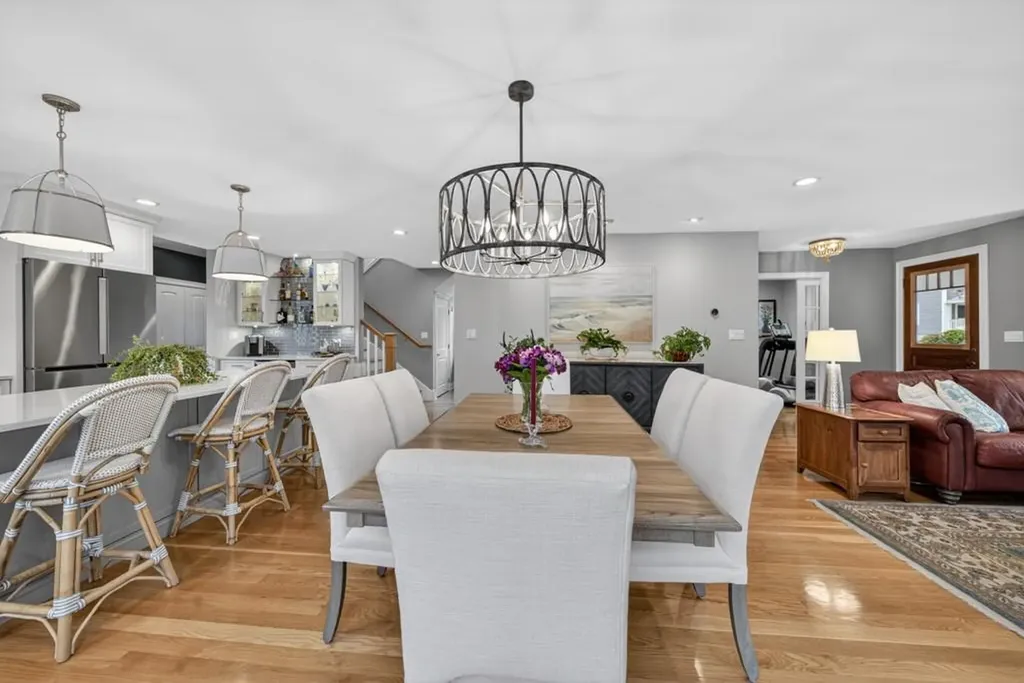 42 Windsor Street Jamestown RI 02835