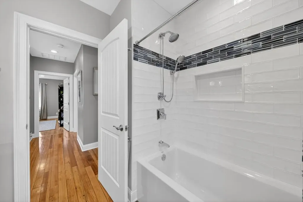 42 Windsor Street Jamestown RI 02835