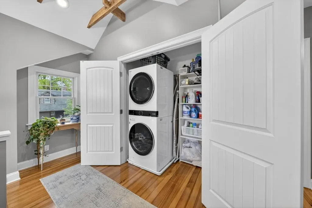 42 Windsor Street Jamestown RI 02835