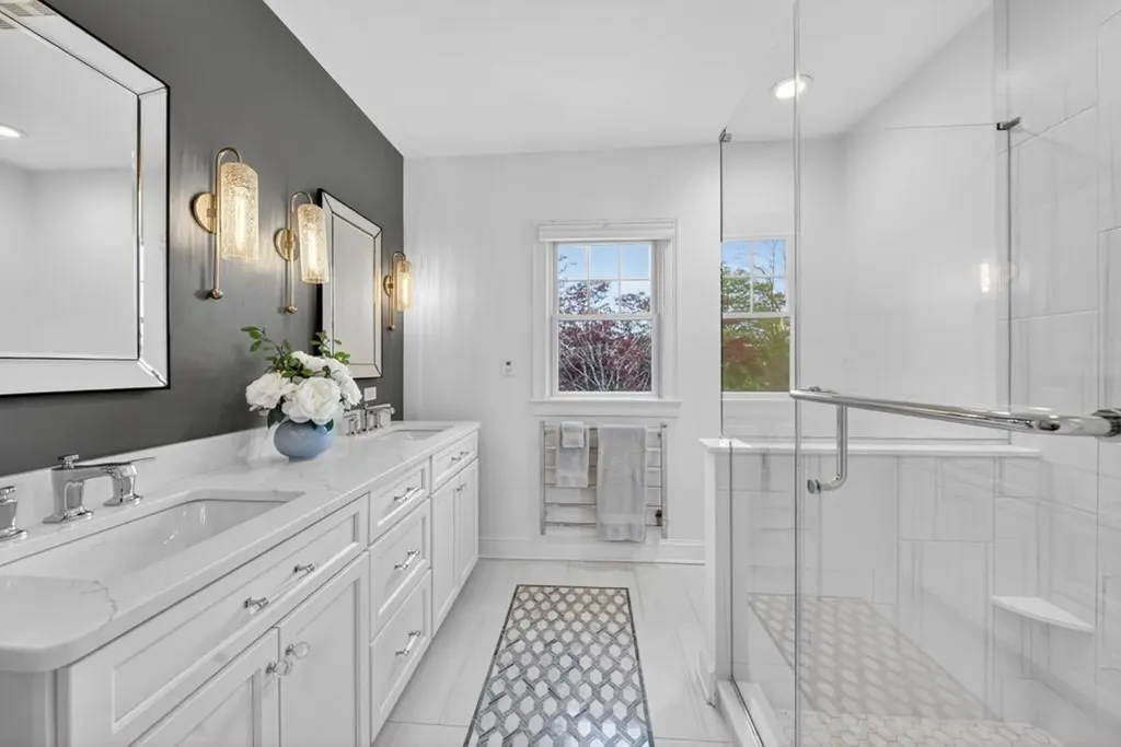 42 Windsor Street Jamestown RI 02835