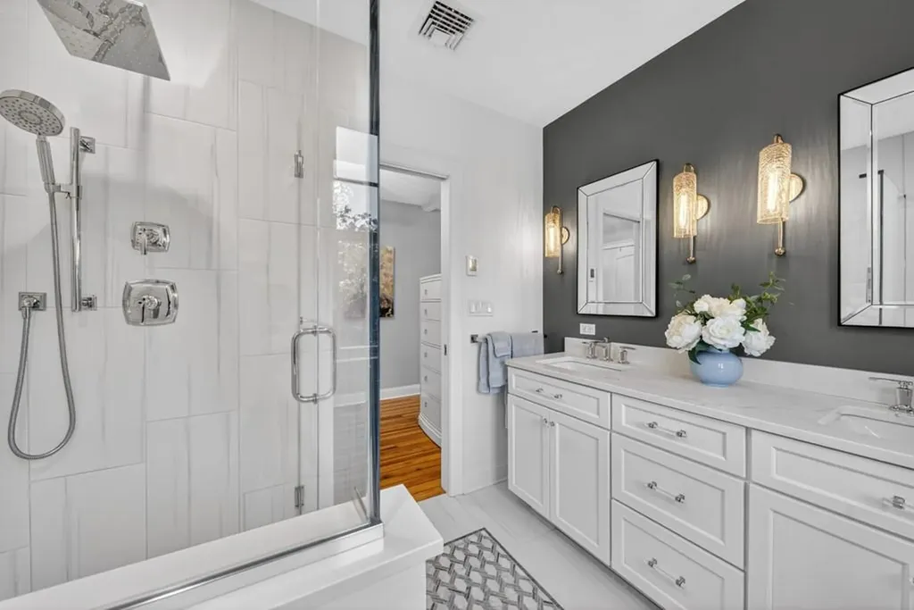 42 Windsor Street Jamestown RI 02835