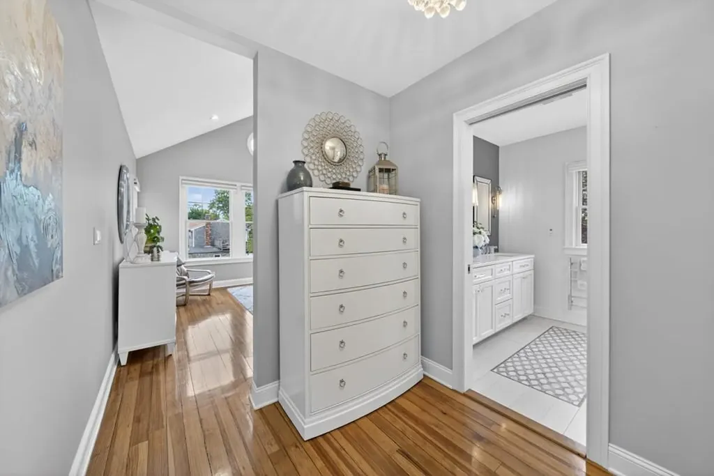 42 Windsor Street Jamestown RI 02835