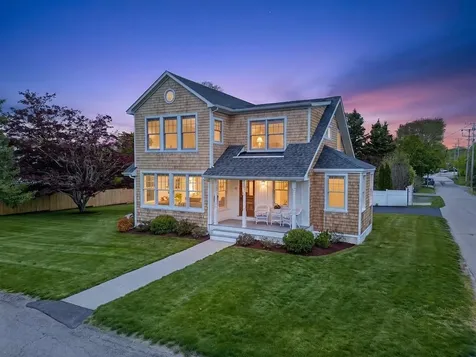42 Windsor Street Jamestown RI 02835