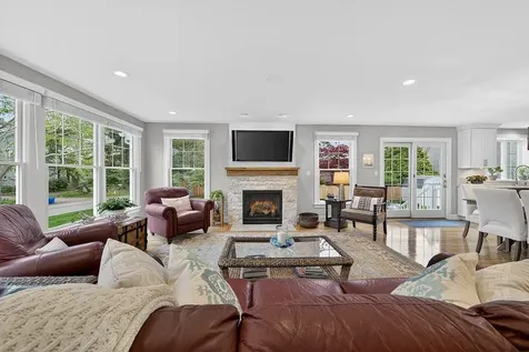 42 Windsor Street Jamestown RI 02835