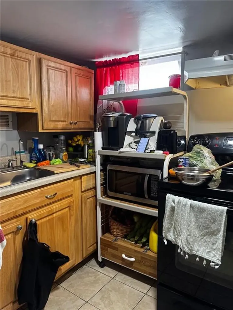 194 Pavilion Avenue Providence RI 02905