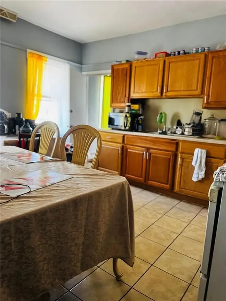 194 Pavilion Avenue Providence RI 02905