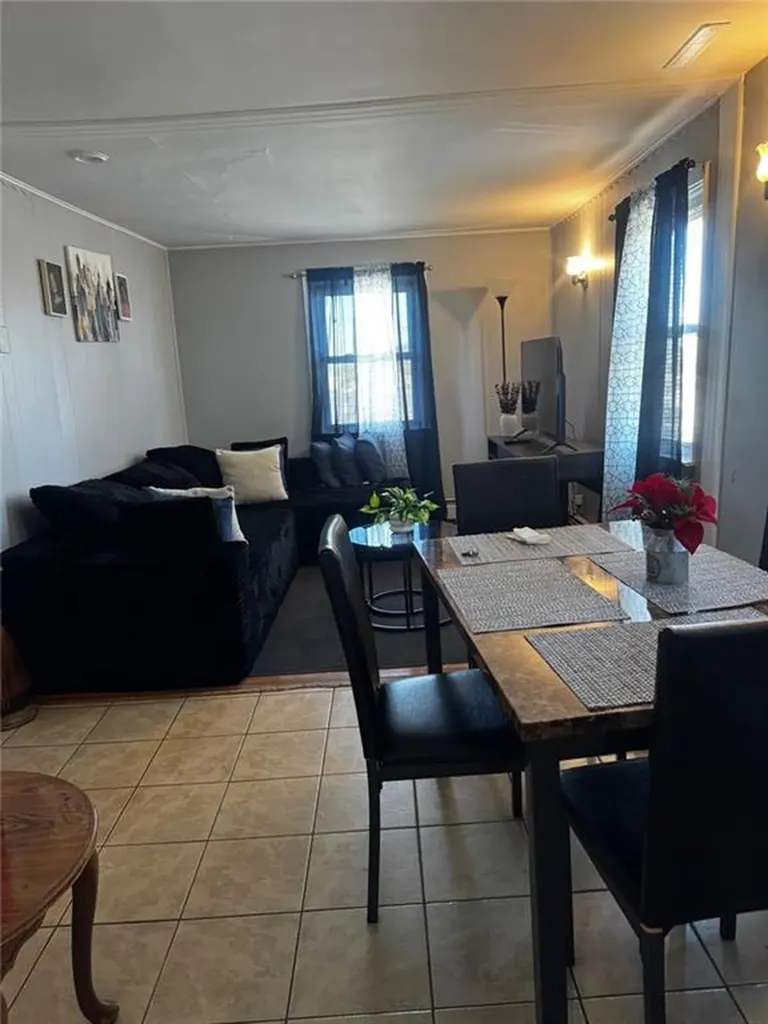194 Pavilion Avenue Providence RI 02905