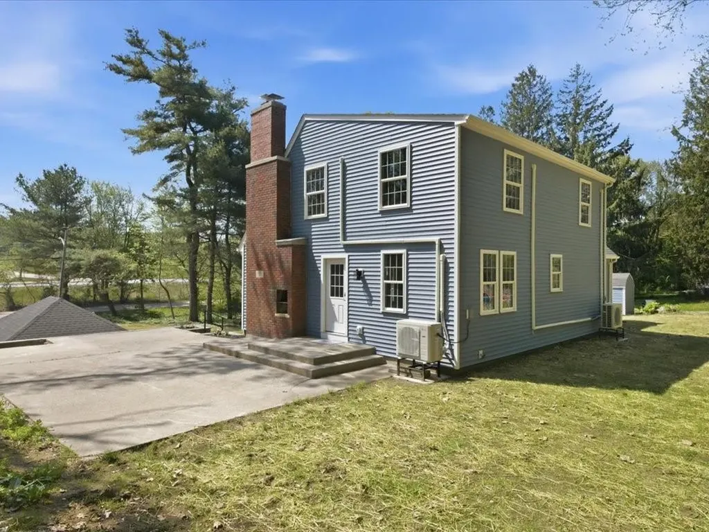 90 Ashaway Road Westerly RI 02891