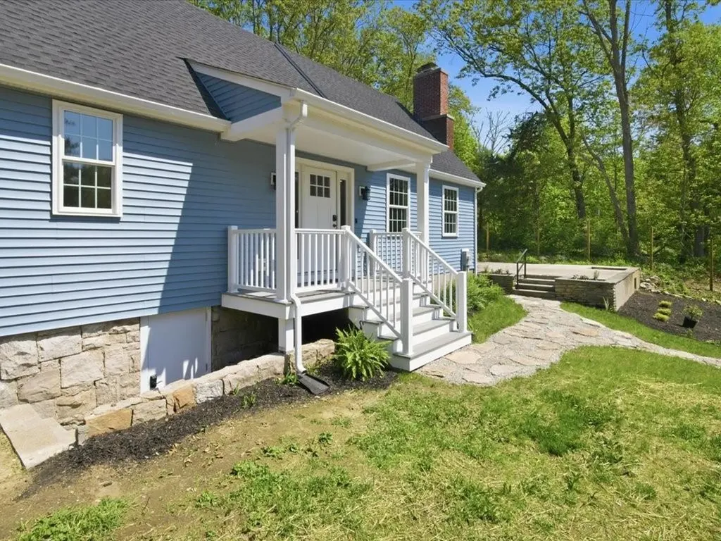 90 Ashaway Road Westerly RI 02891